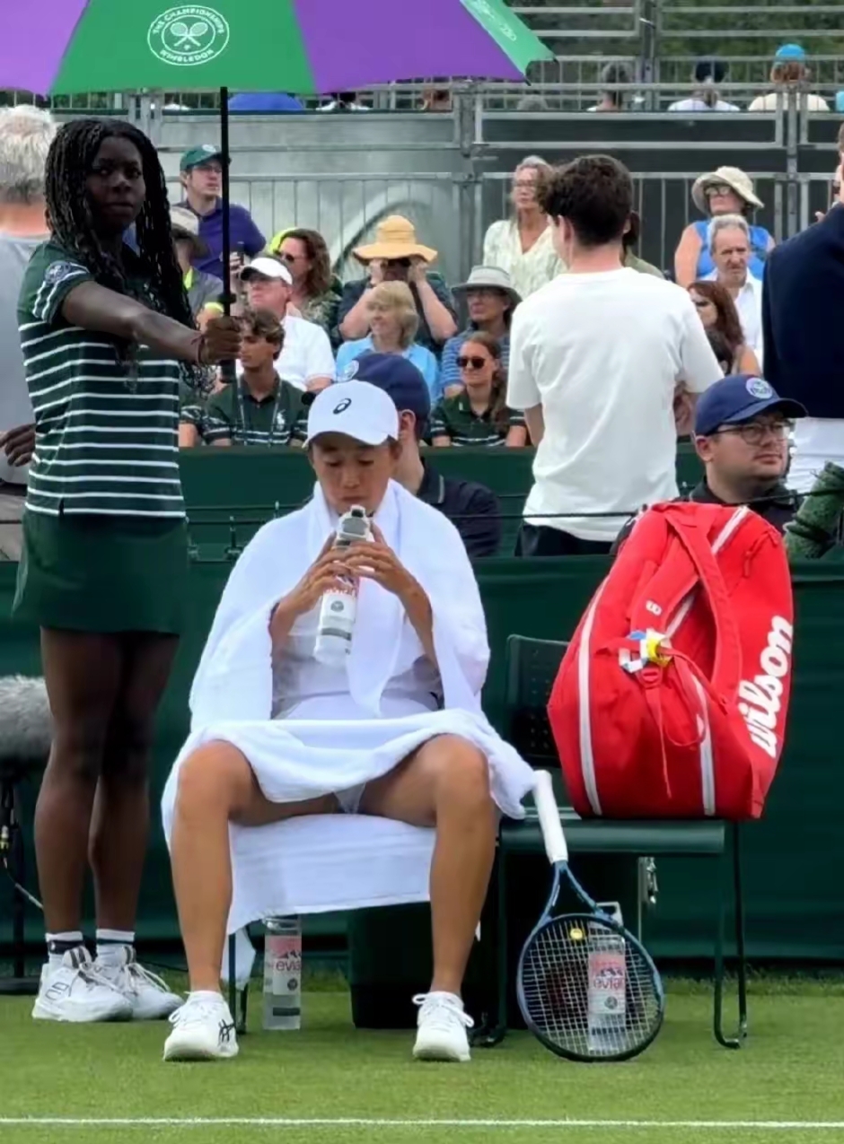 温网险胜澳网，鲁德点燃赛场